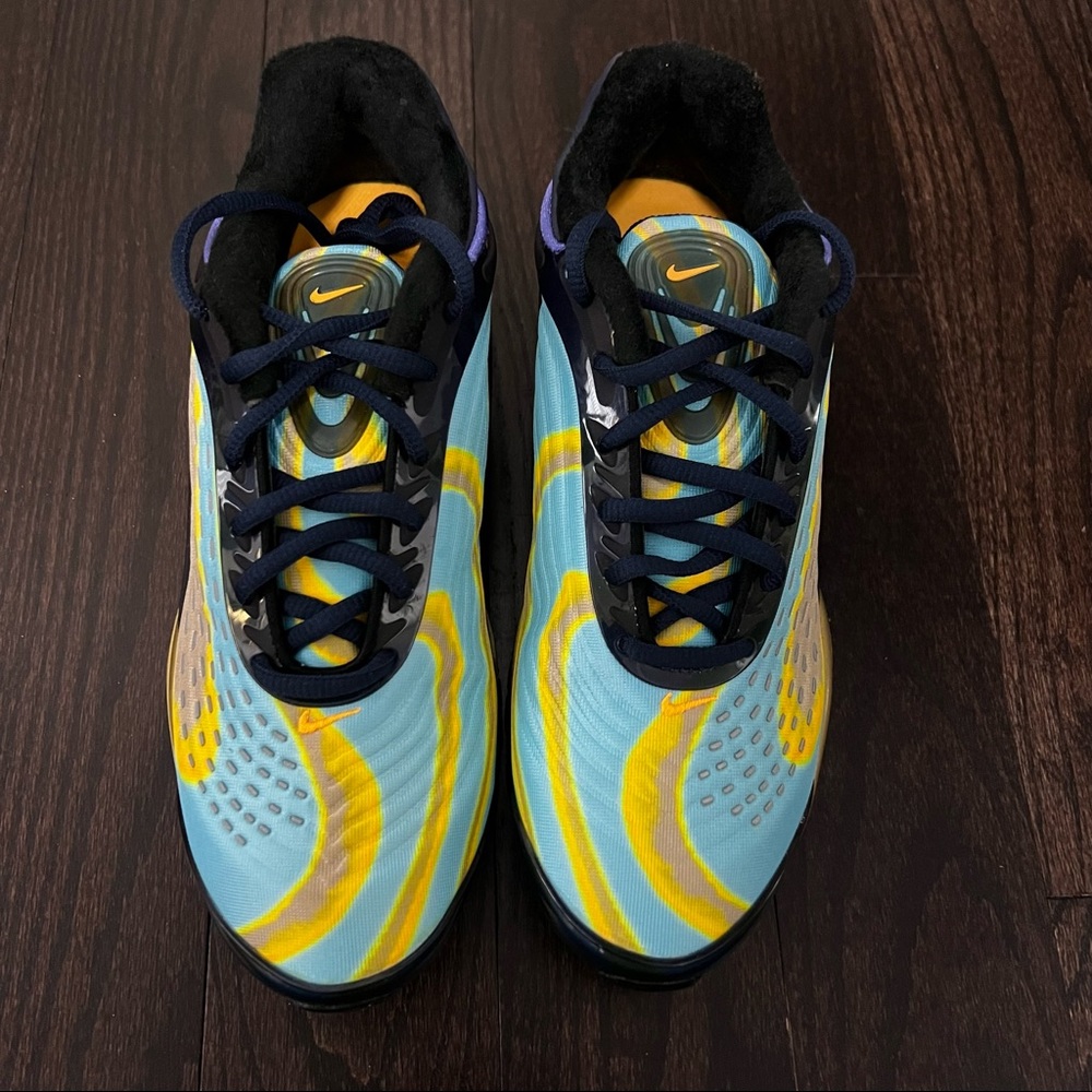 NIB NIKE Air Max Deluxe